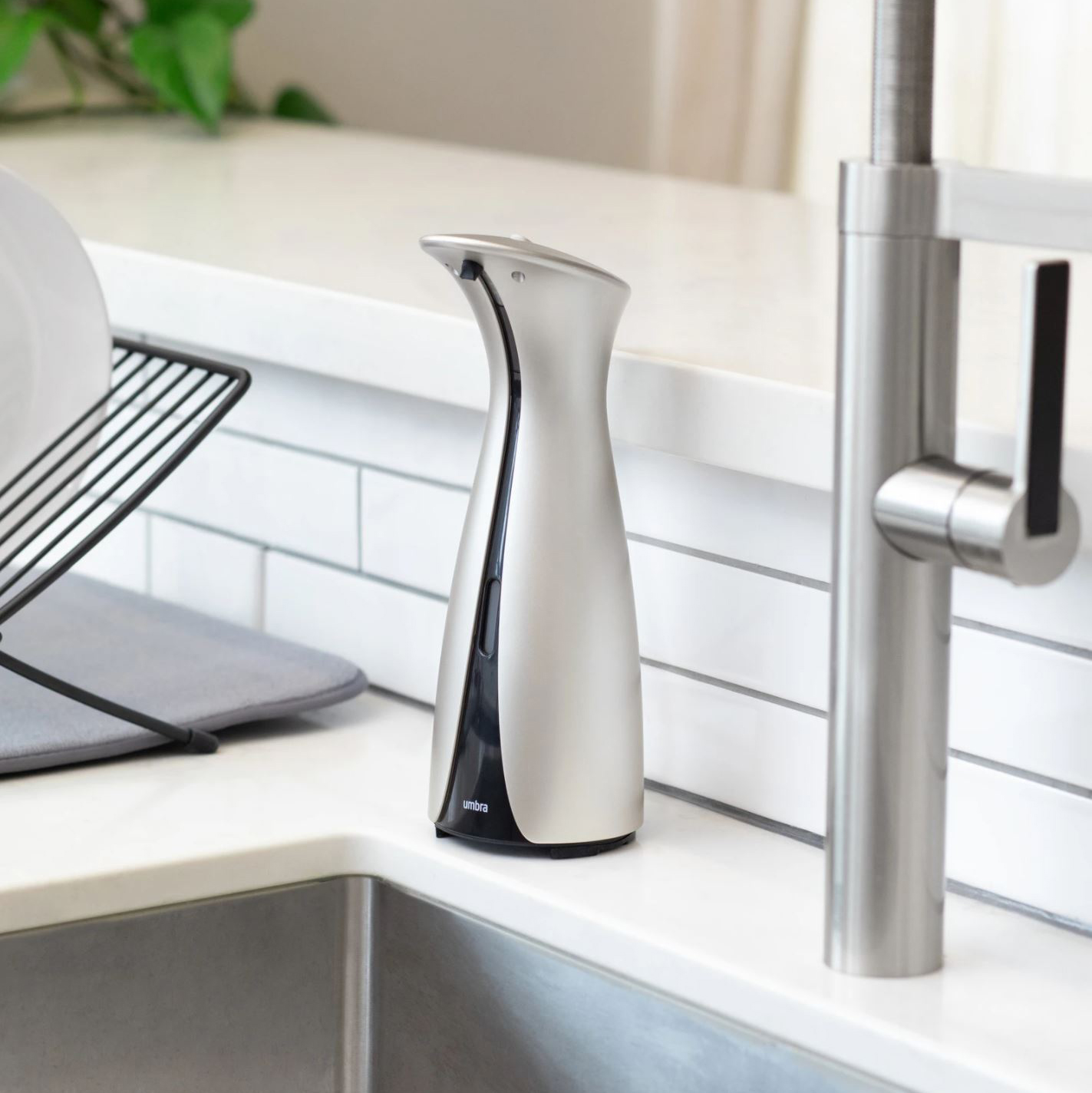 پمپ مایع دستشویی آمبرا (Umbra)